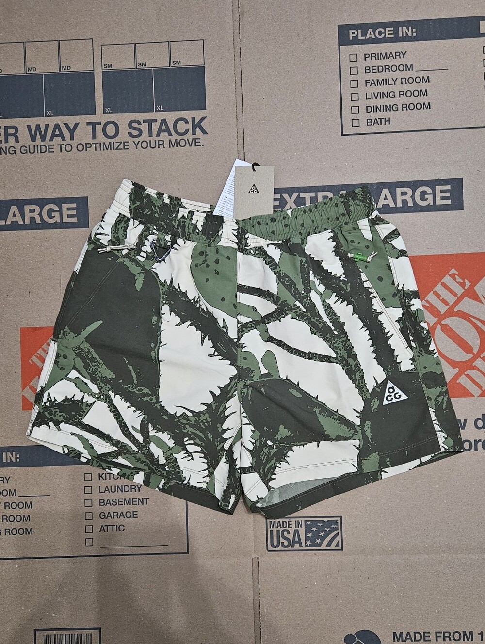 Nike ACG Reservoir Goat AOP Shorts